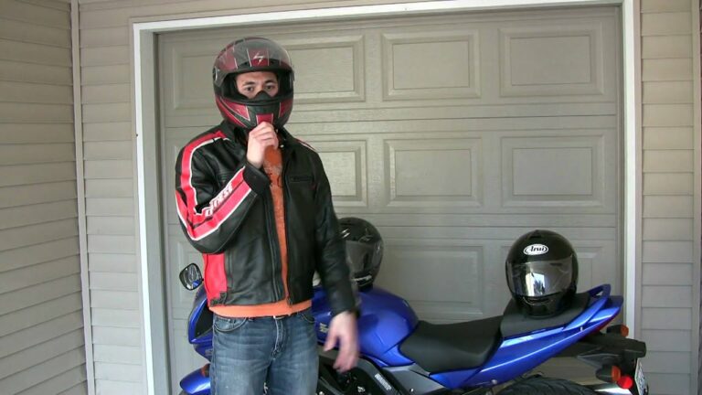 What NOT To Wear On A Motorcycle