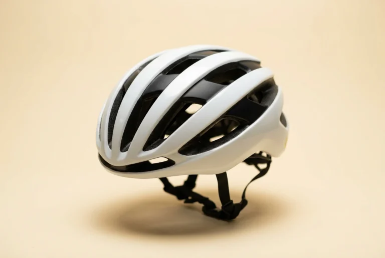 Road cycling bicycle helmet with MIPS